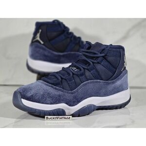 Nike Air Jordan XI Retro 11 Midnight Navy Velvet Velour 2022 Womens Size 5 Rare